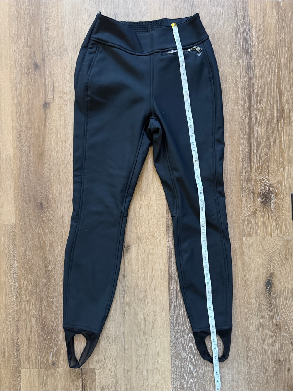 Obermeyer Black Women’s Stirrup Ski Pants with Zipper Pocket size 6 - Picture 4 of 10